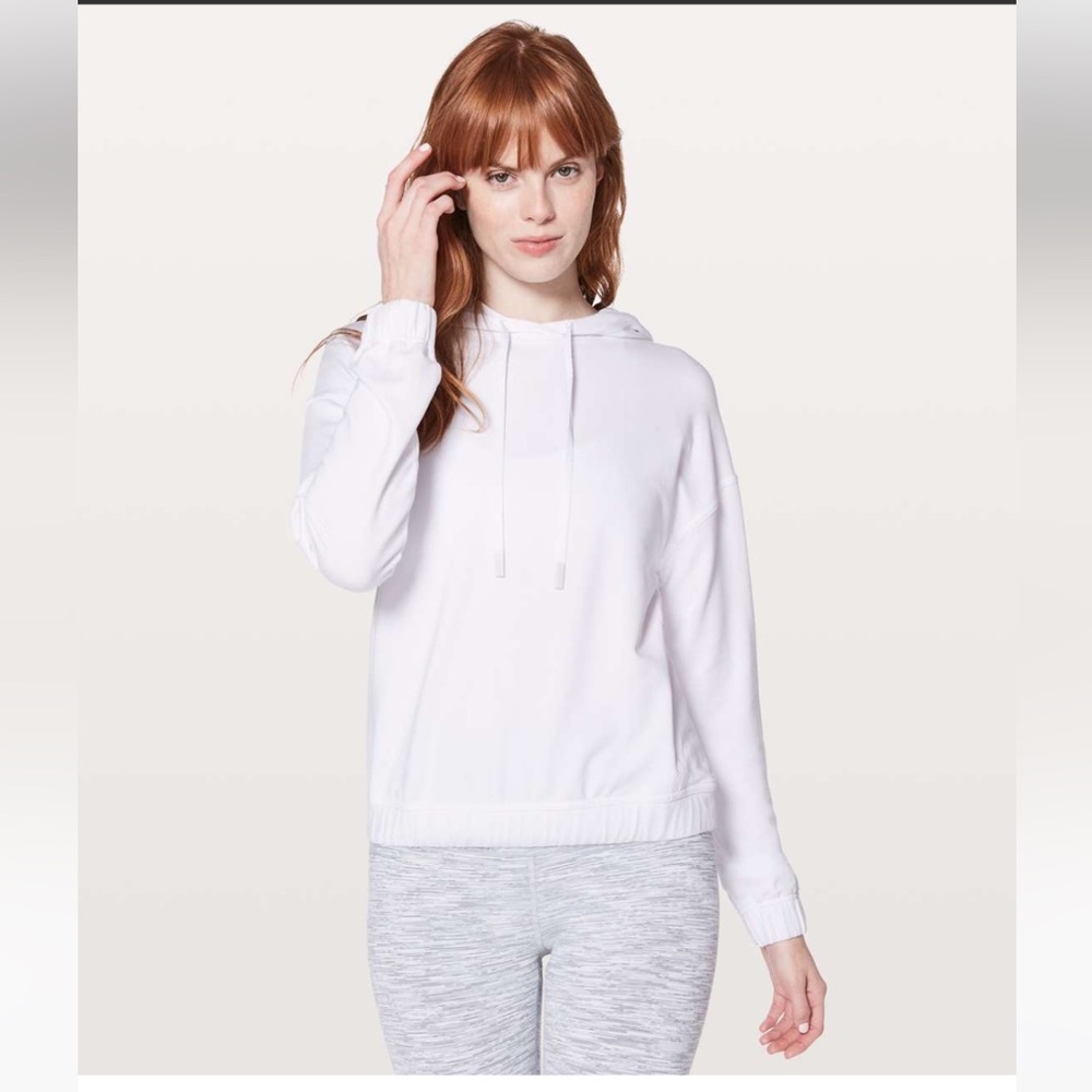 Lululemon Twisted & Tucked Pullover Hoodie